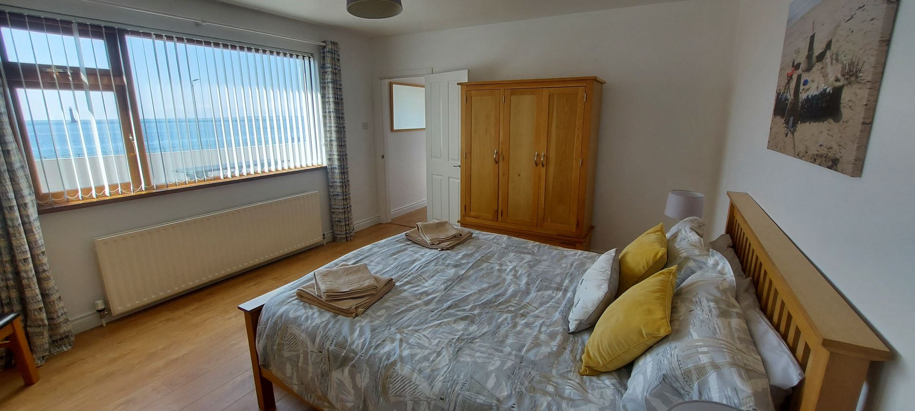 Chestnutt Holiday Parks; Cranfield Sands Cottage; Image