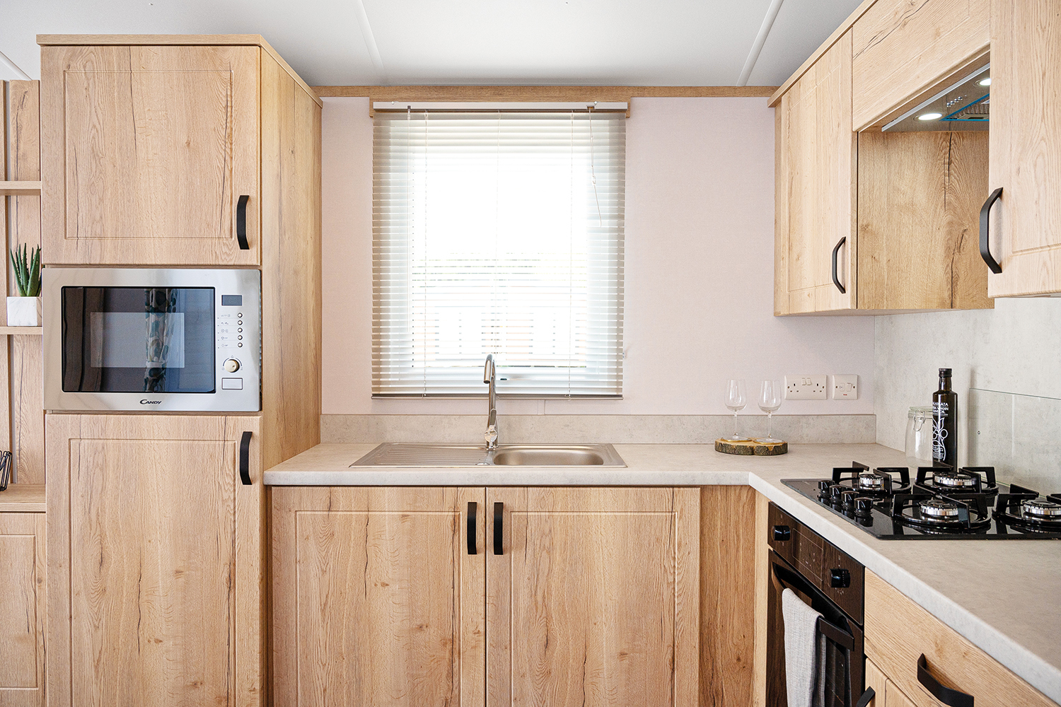 Chestnutt Holiday Parks; Atlas Avanti 2025; Image