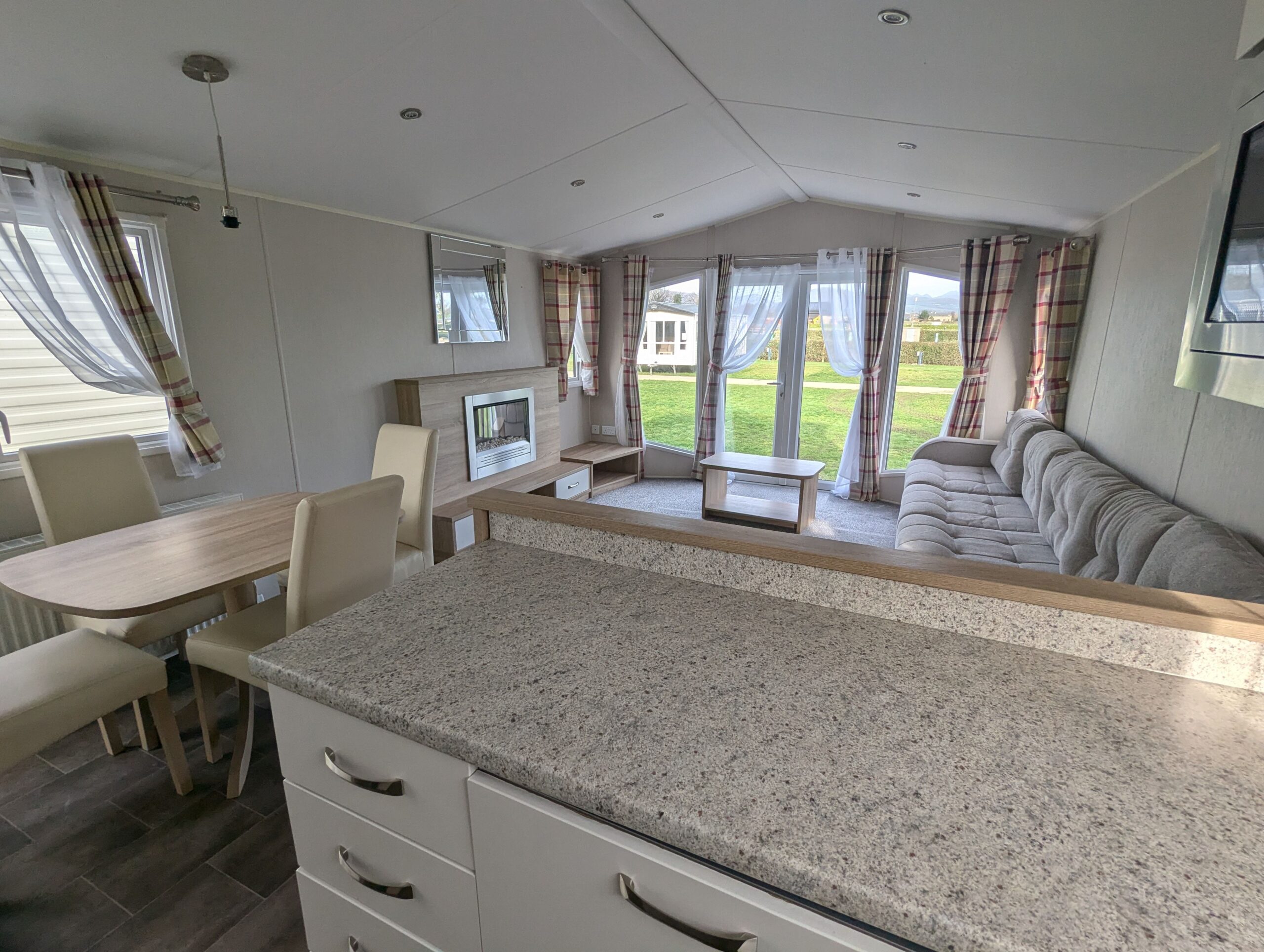 Chestnutt Holiday Parks; Willerby Sierra 2018 unit 956; Image