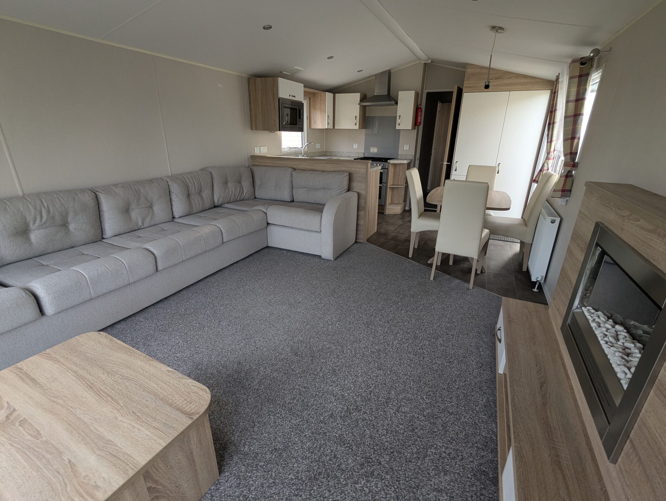 Chestnutt Holiday Parks; Willerby Sierra 2018 unit 956; Image