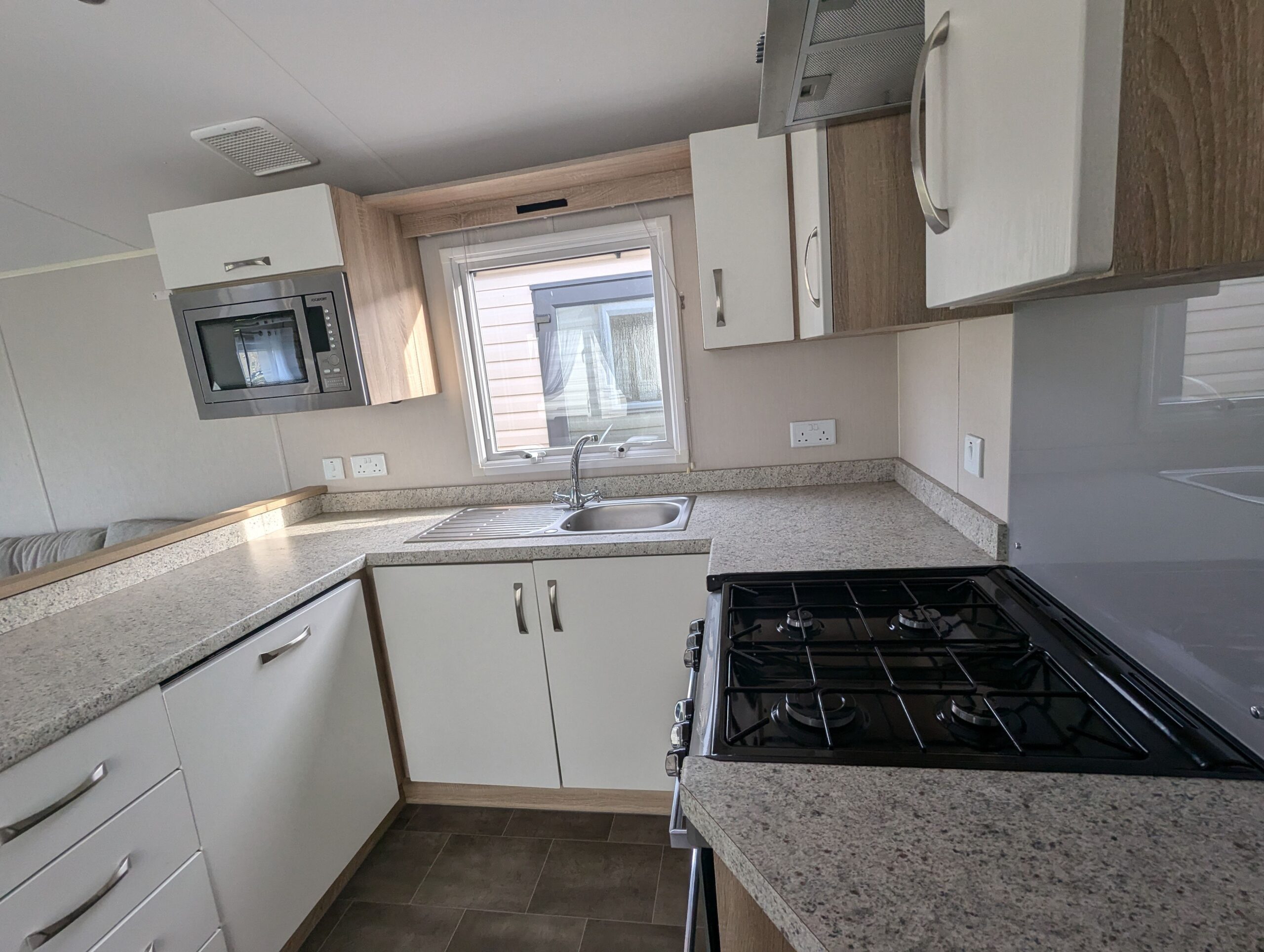 Chestnutt Holiday Parks; Willerby Sierra 2018 unit 956; Image