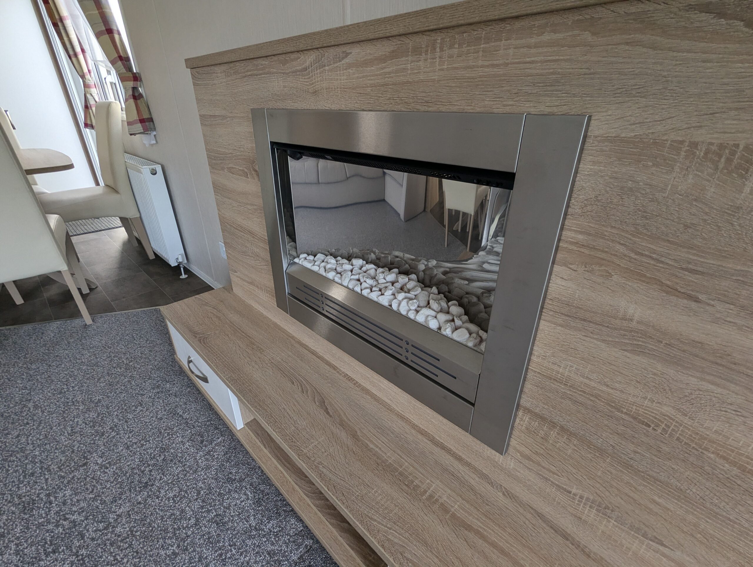 Chestnutt Holiday Parks; Willerby Sierra 2018 unit 956; Image