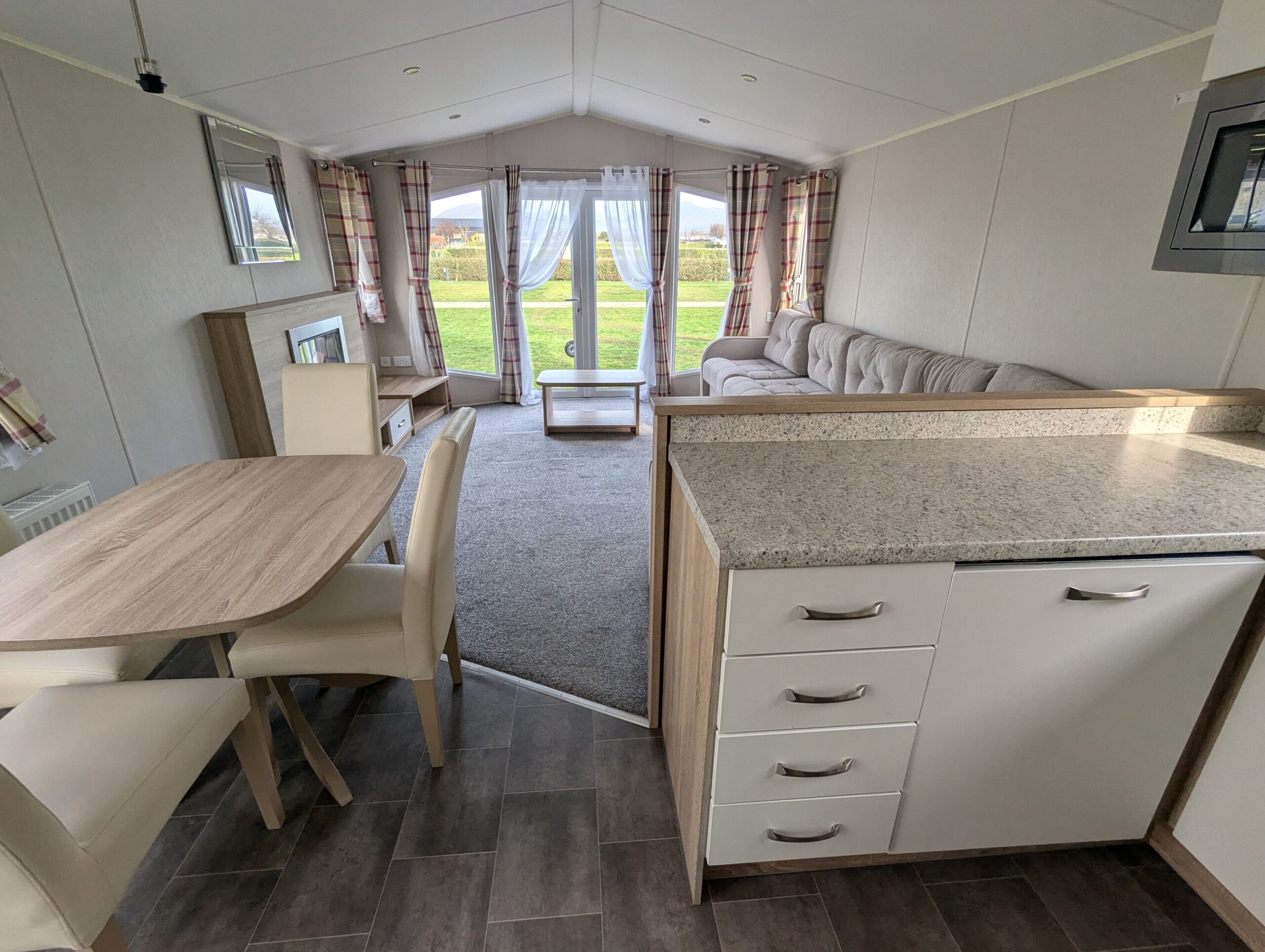 Chestnutt Holiday Parks; Willerby Sierra 2018 unit 956; Image